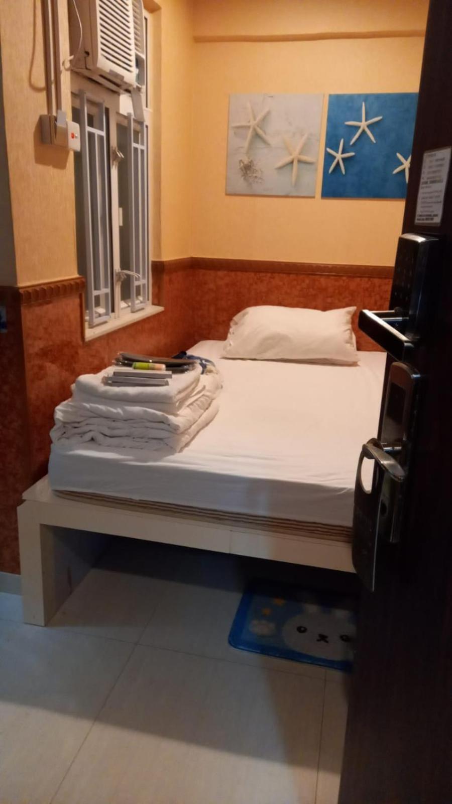 New Garden Hostel Hong Kong Bagian luar foto