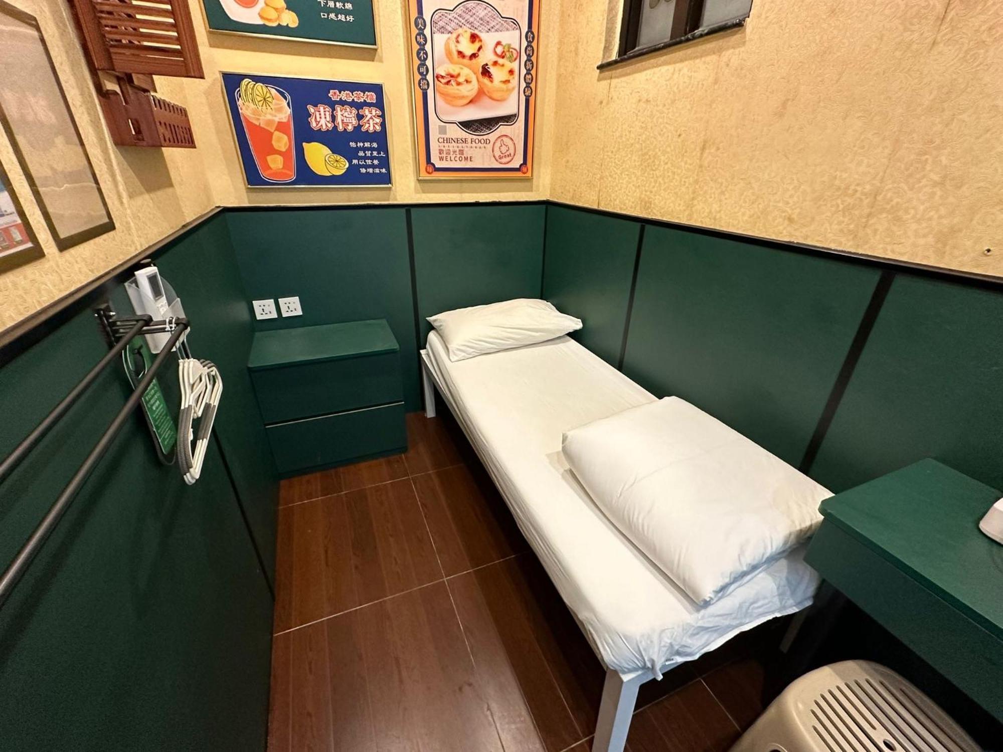 New Garden Hostel Hong Kong Bagian luar foto